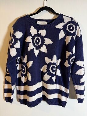 Adrienne Vittadini Navy and White Floral Crewneck Sweater